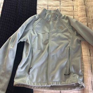 North face light jacket/windbreaker